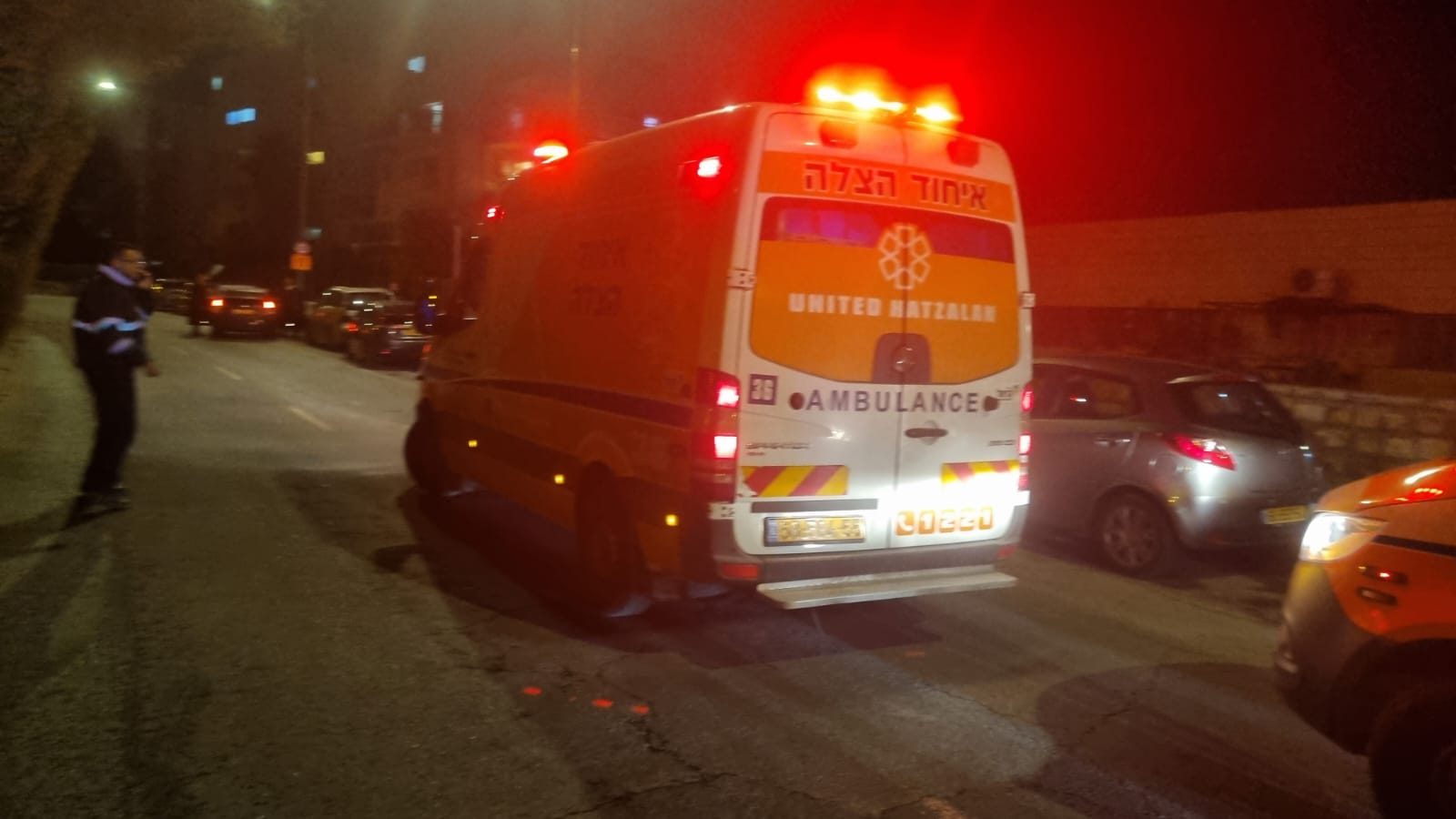 אוטובוס הותקף ברחוב לוי אשכול