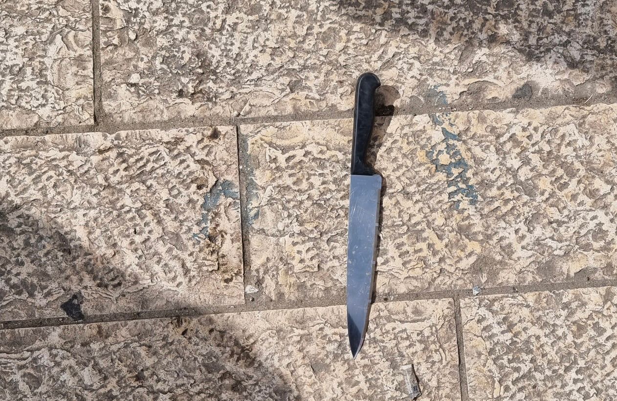כתב אישום נגד המחבל שדקר שוטרים בראס אל עמוד