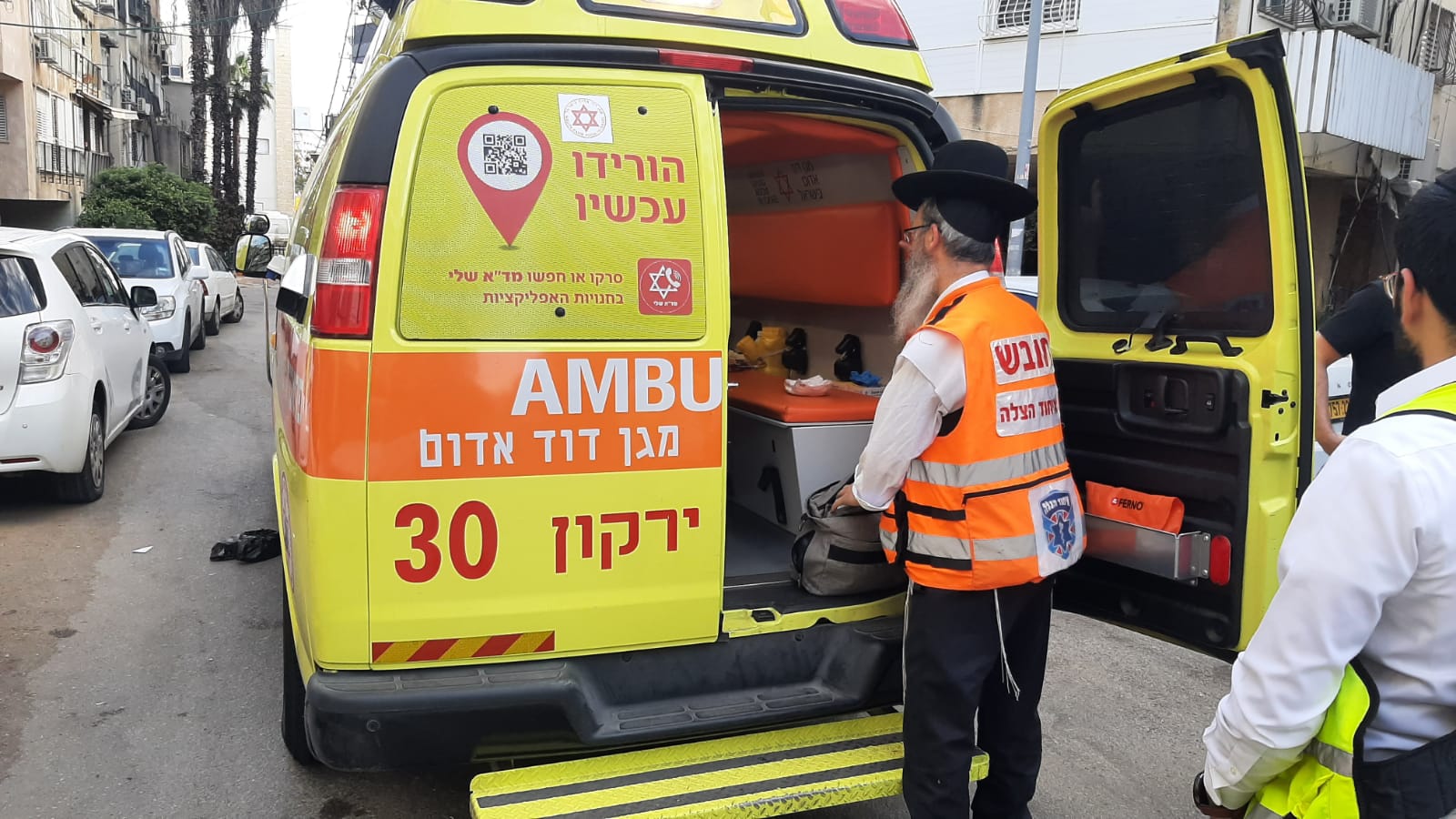 פעוטה נפצעה מפגיעת רכב בסנהדריה