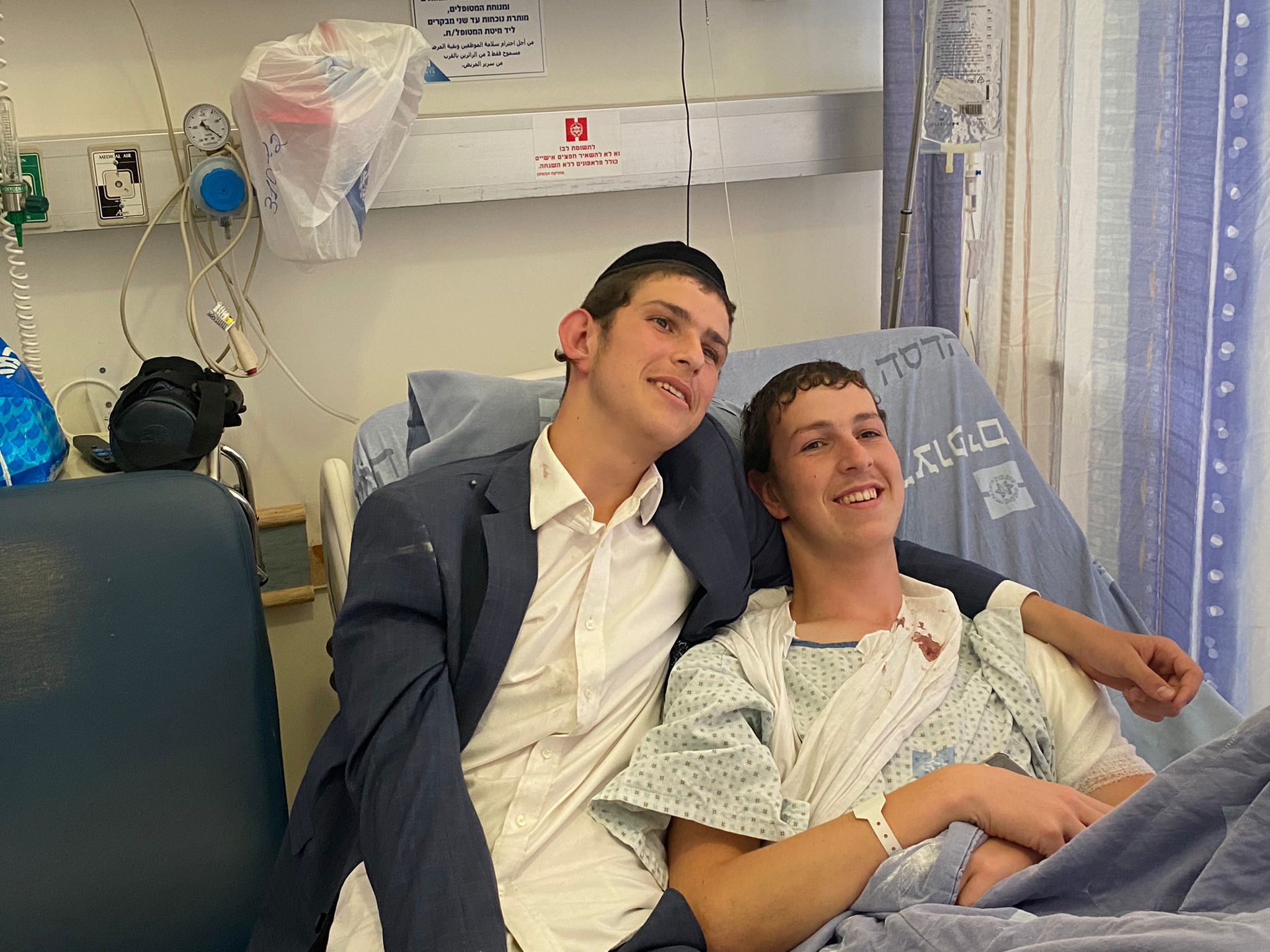 שעות אחרי הפיגוע: האיחוד המרגש