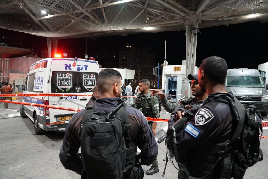 "מבקשים להתפלל לרפואתו"