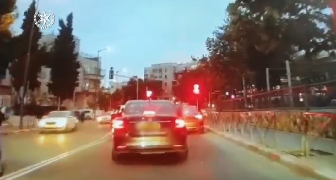 עבירות תעבורה חמורות בדרכם לחתונה | צפו